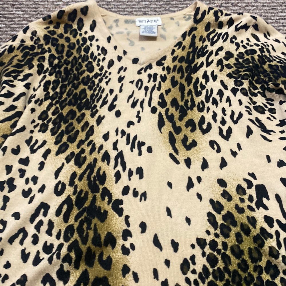 White stag sweater
